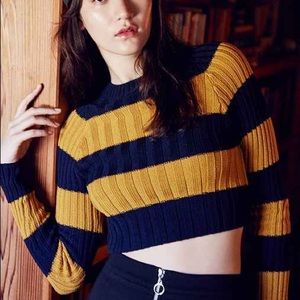 BDG Cropped Sweater